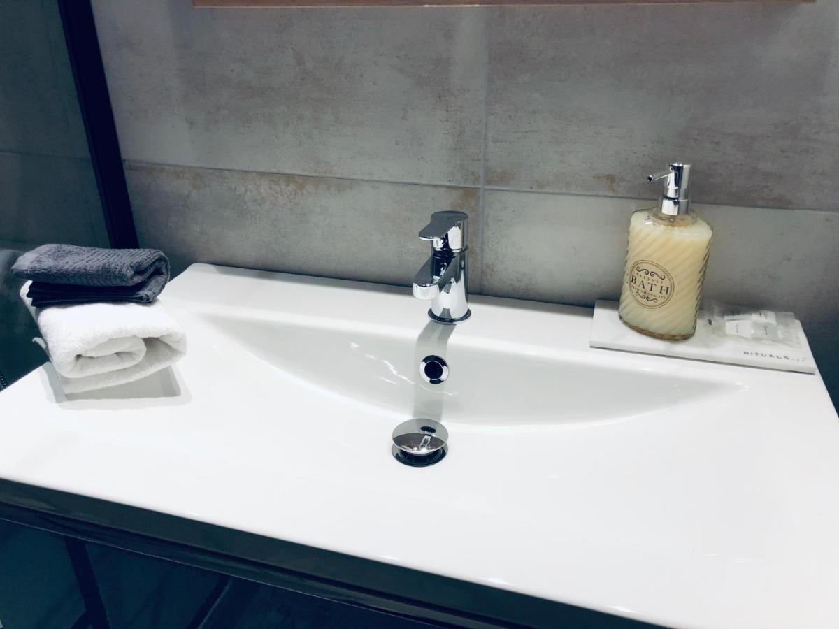Suite 118 Онфльор Екстериор снимка